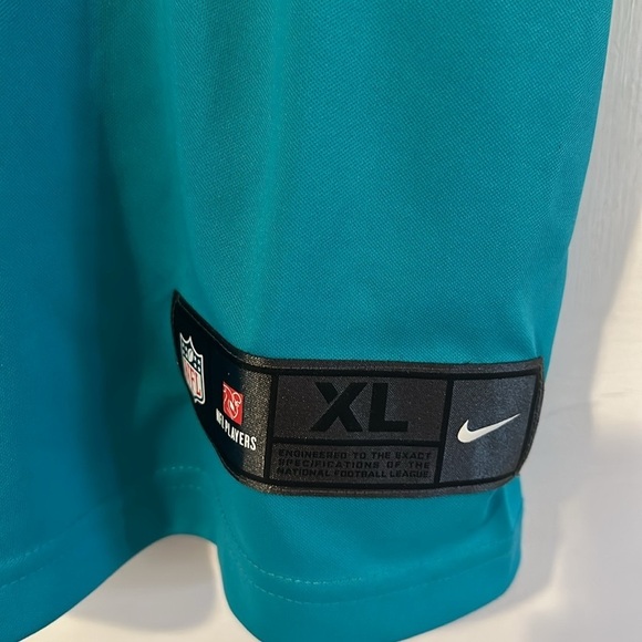 NWT Men’s Official Merchandise Nike Jarvis Landry Miami Dolphins Football Jersey - Picture 4 of 10